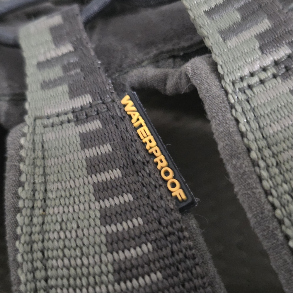 KEEN Men's Olive and Black Adventure Sandals - Picture 5 of 7